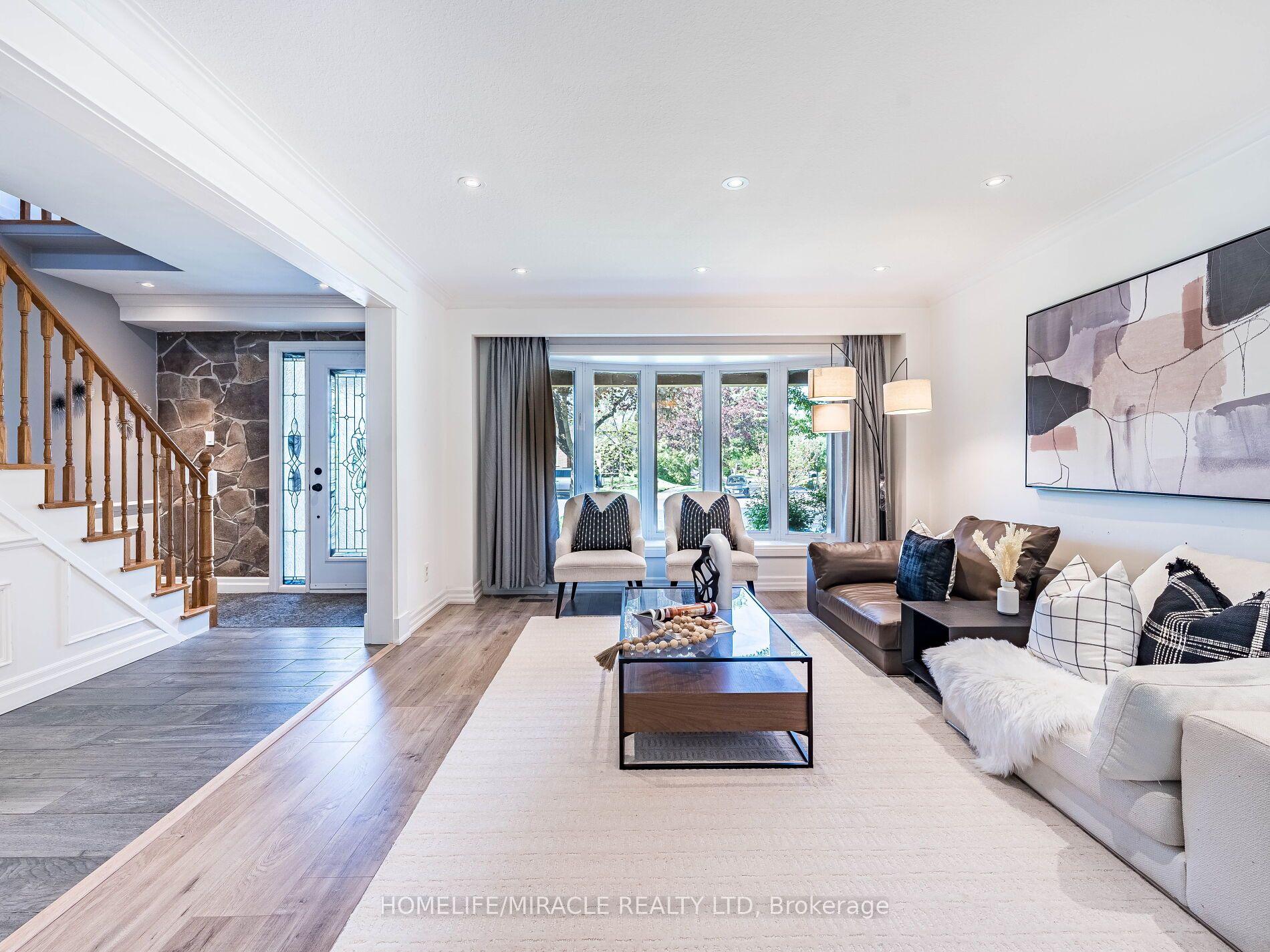 7 Chapais Crescent, Toronto, ON M1C 2C3