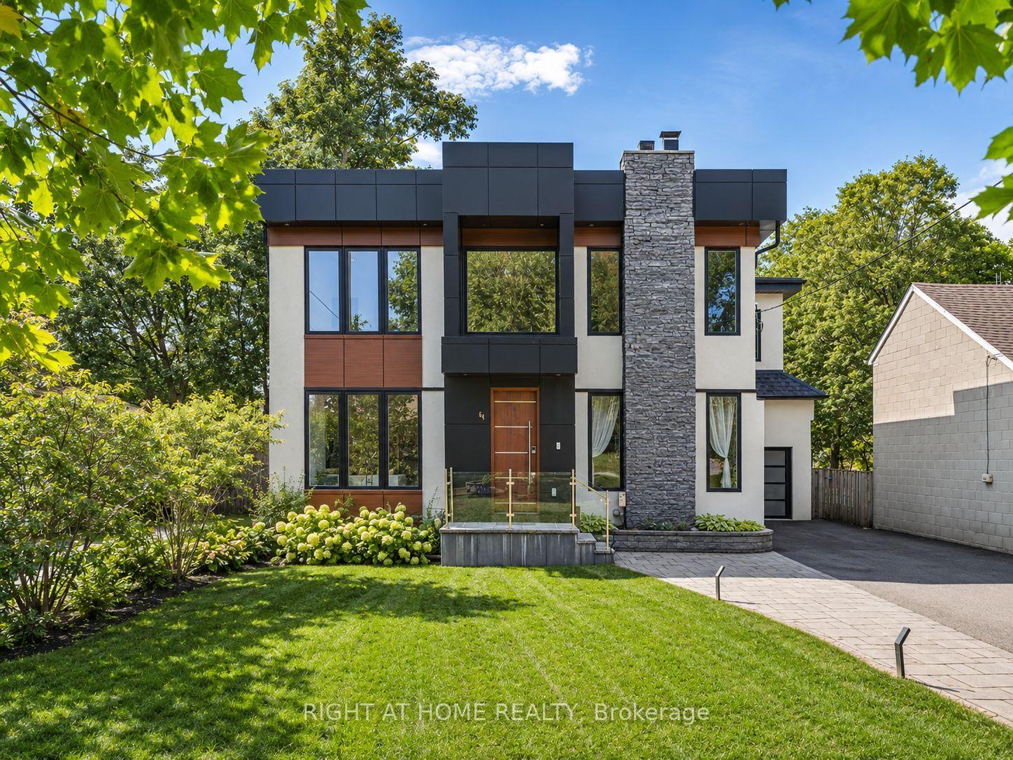 64 Larwood Boulevard, Toronto, ON M1M 2M5