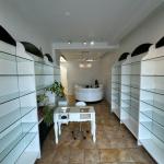 2400 Kingston Road, Toronto, ON M1N 1V2
