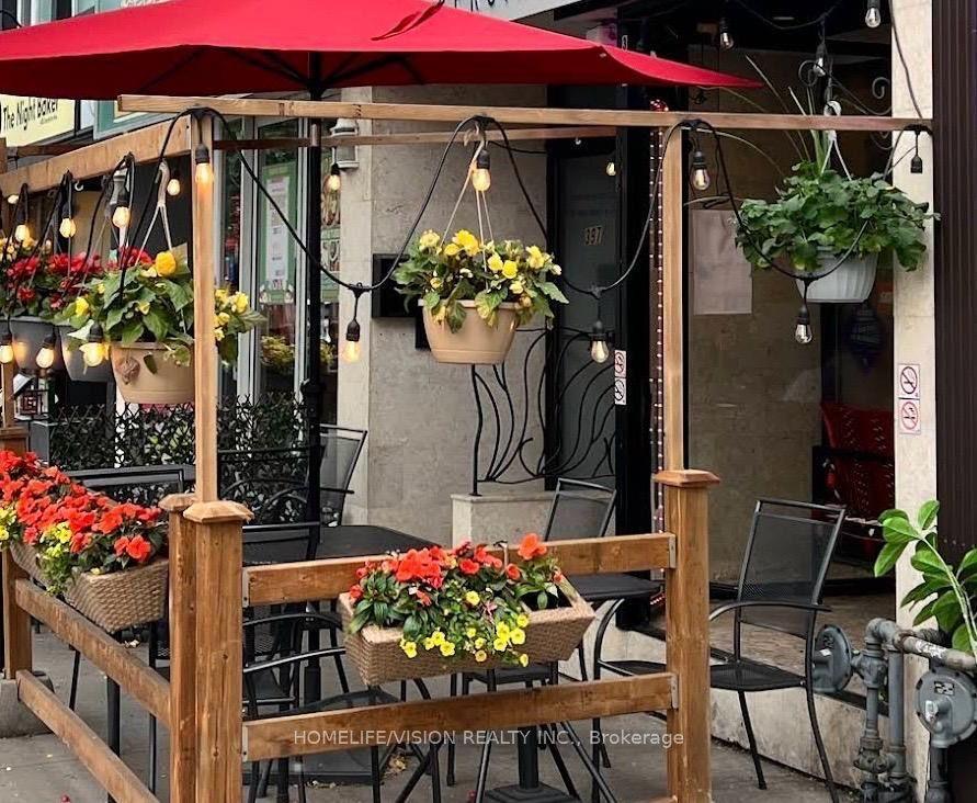 397 Danforth Avenue, Toronto, ON M4K 1P1