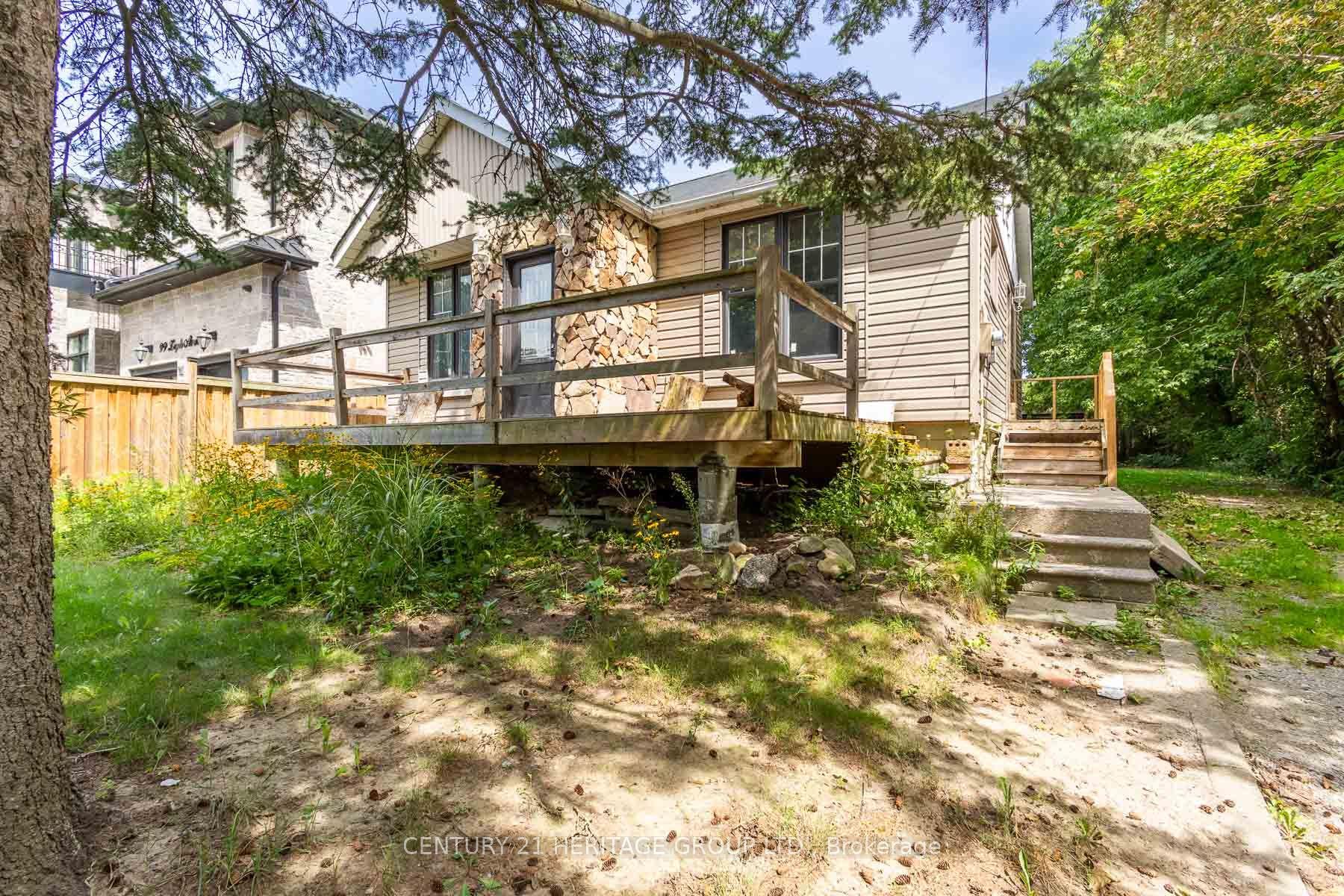 97 Zaph Avenue, Toronto, ON M1C 1M9