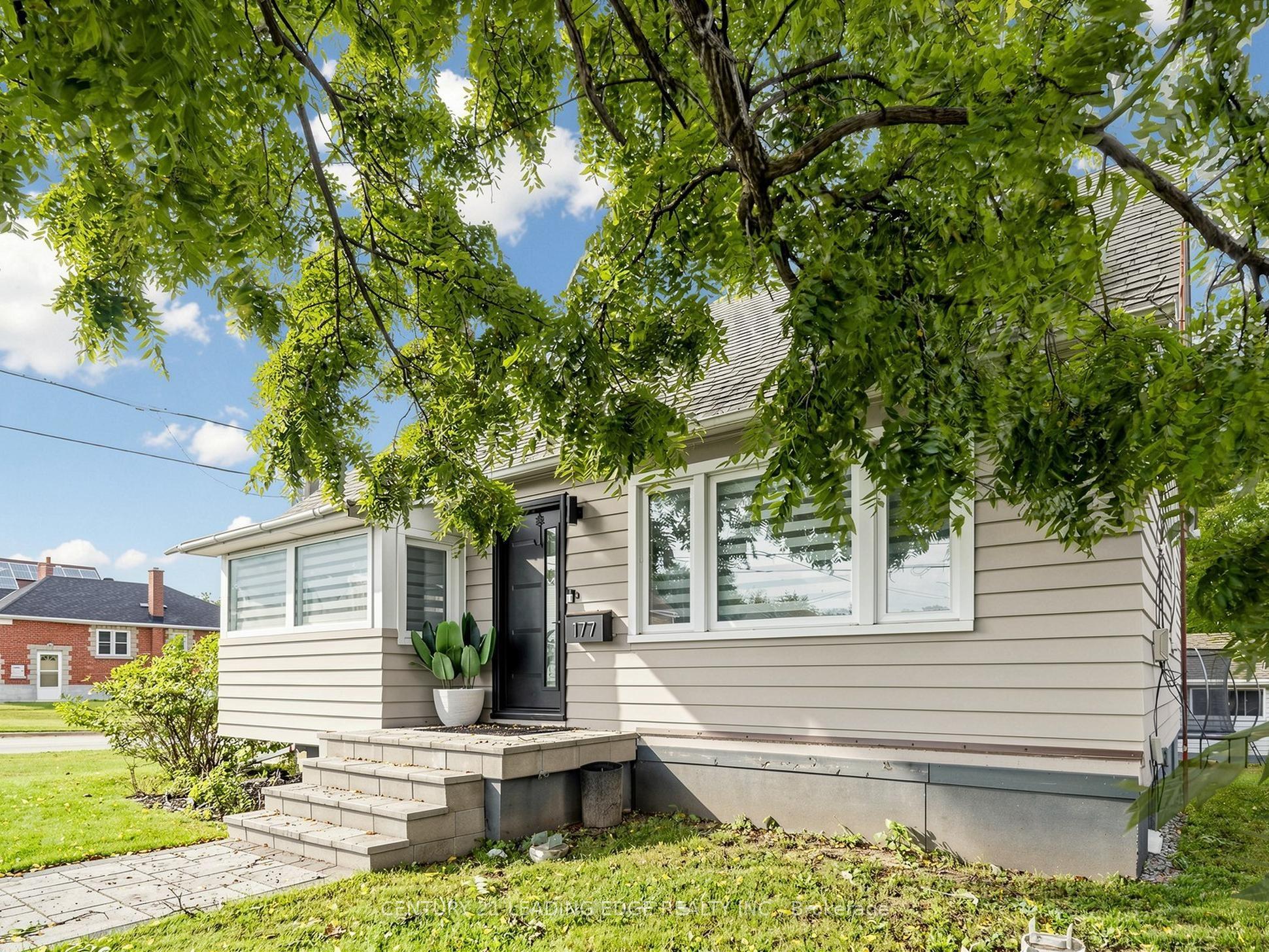 177 Park Road N, Oshawa, ON L1J 4L5