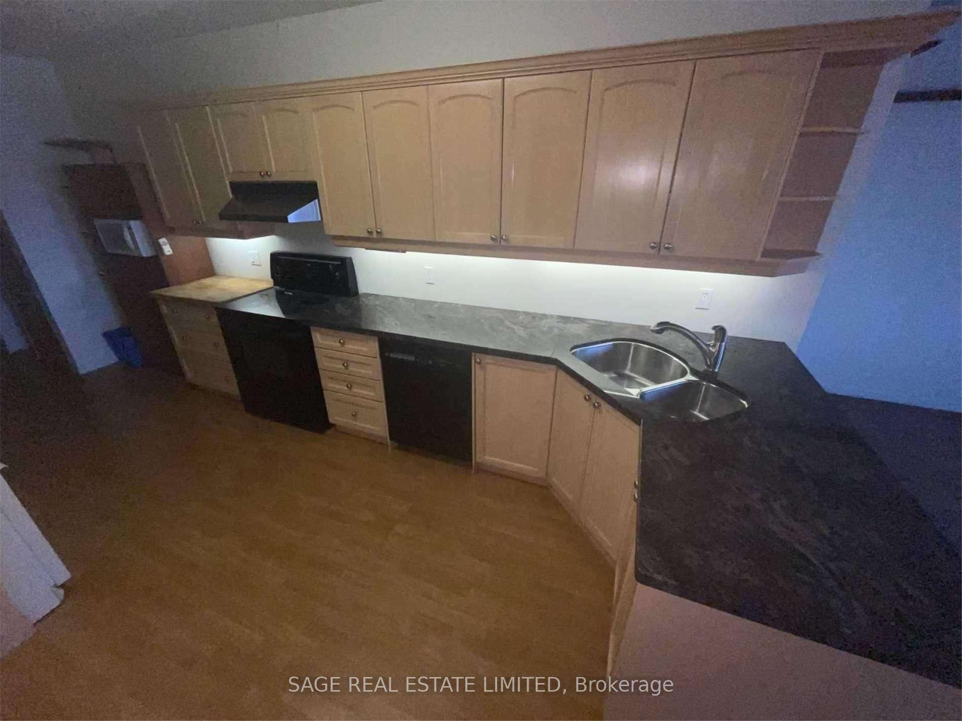 2500 Kingston Road 2, Toronto, ON M1N 1V3