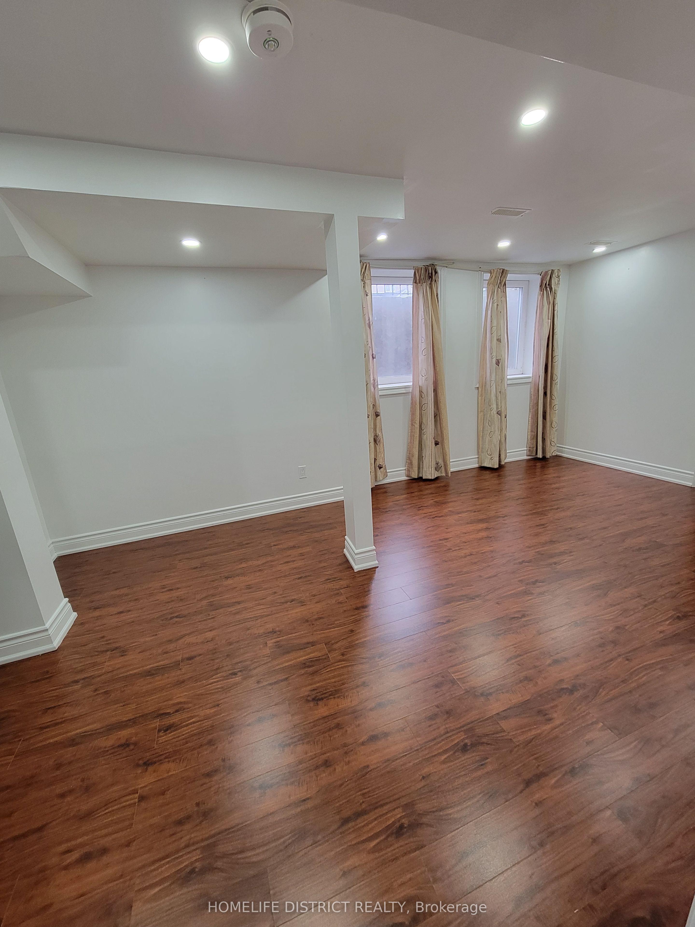 1 Netherway Crescent, Ajax, ON L1T 4X5