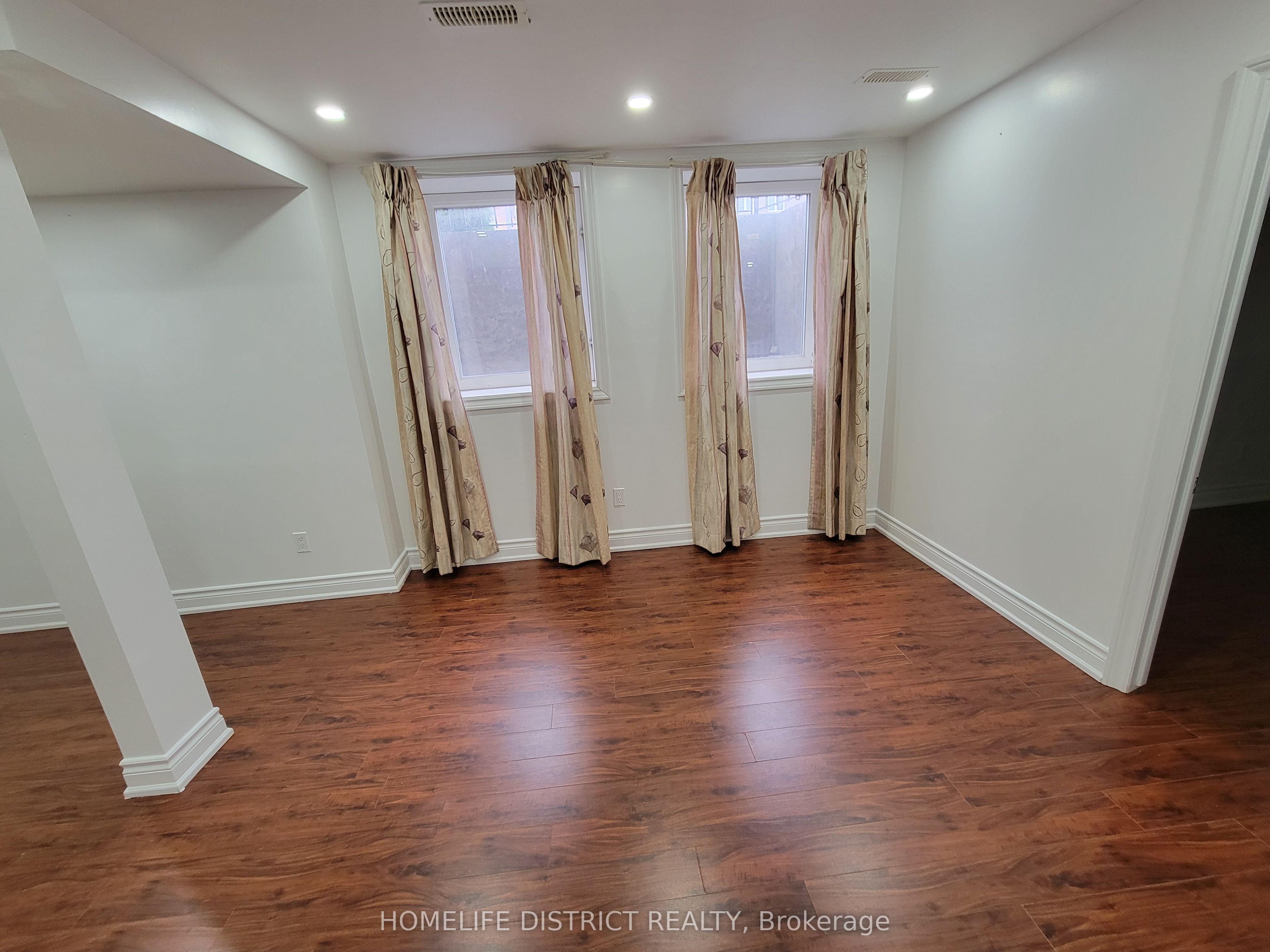 1 Netherway Crescent, Ajax, ON L1T 4X5