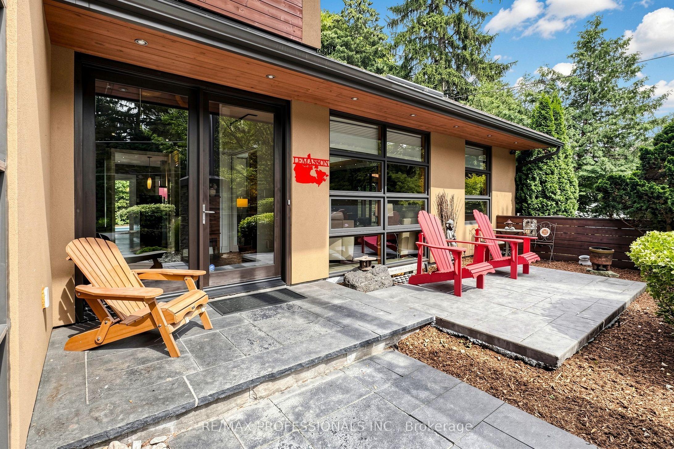 9 Annis Road, Toronto, ON M1M 2Y8