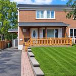 65 Clapperton Avenue Upper, Toronto, ON M1L 4K7