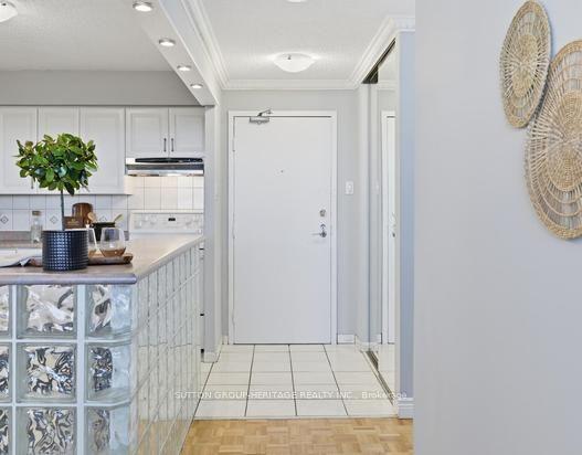 3380 Eglinton Avenue E PH07, Toronto, ON M1J 3L6