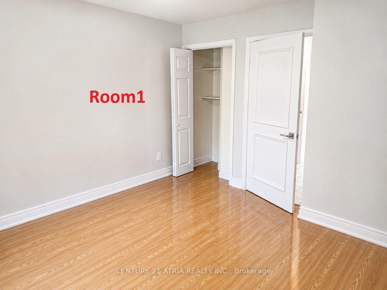 60 Beacham Crescent Lower, Toronto, ON M1T 1N1
