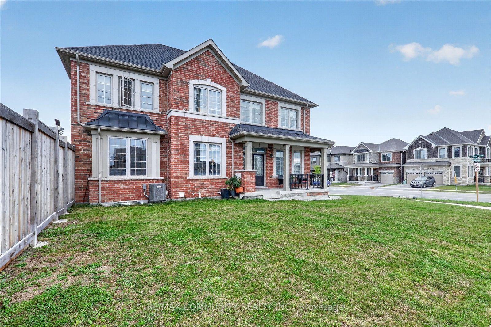3001 Hollyberry Trail, Pickering, ON L1X 0N5