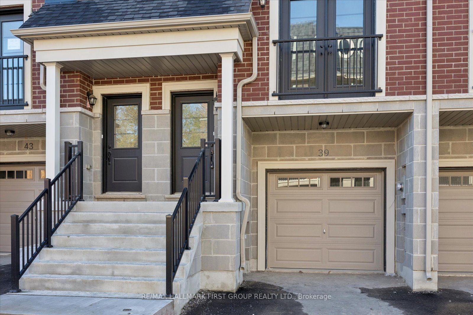 39 Marret Lane, Clarington, ON L1B 0X2