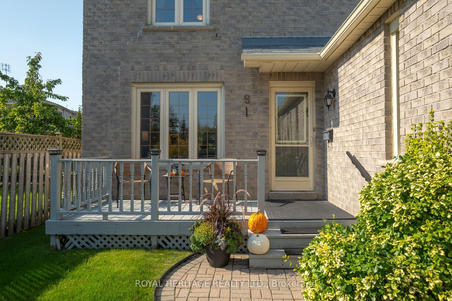 8 Dakin Drive, Ajax, ON L1T 2R7