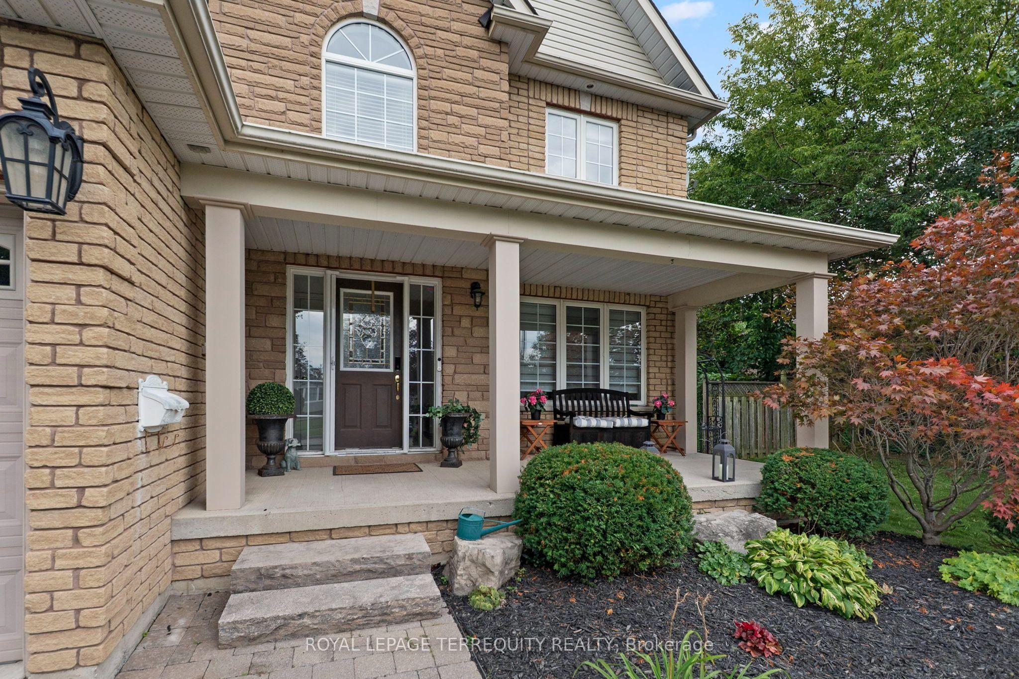 611 Capilano Crescent, Oshawa, ON L1H 7V3