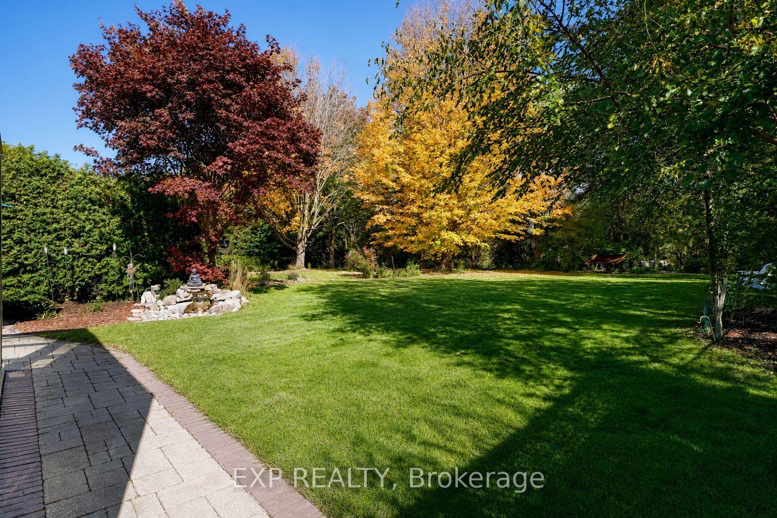 74 Henderson Drive, Whitby, ON L1N 7Y8