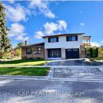 15 Neddie Drive Main, Toronto, ON M1T 2S9