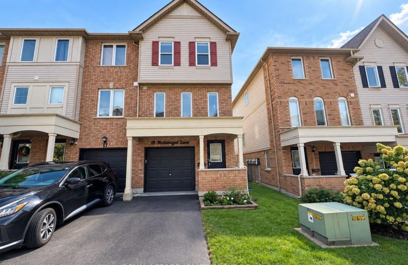 15 Mcgonigal Lane, Ajax, ON L1T 4H1