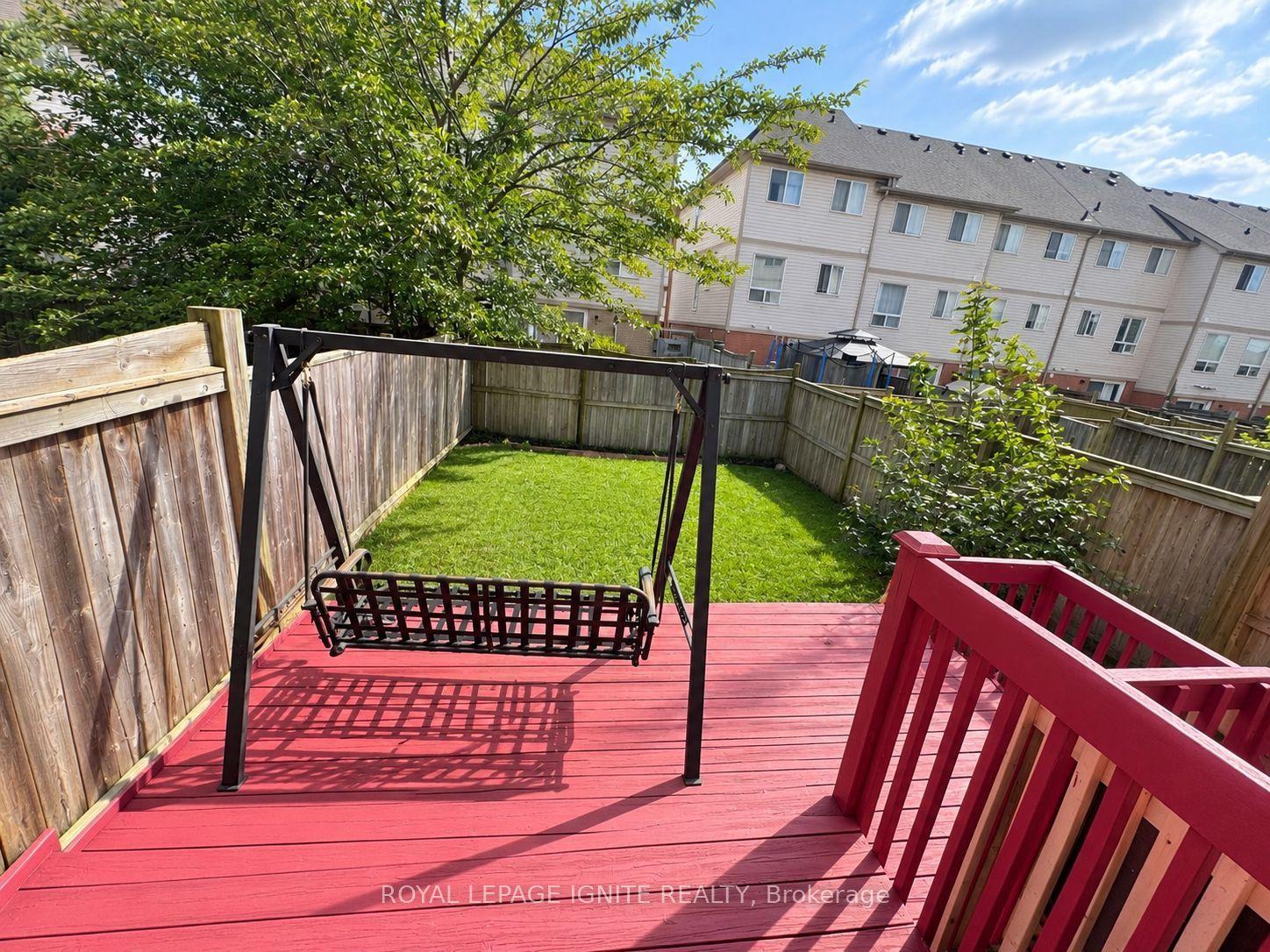 15 Mcgonigal Lane, Ajax, ON L1T 4H1