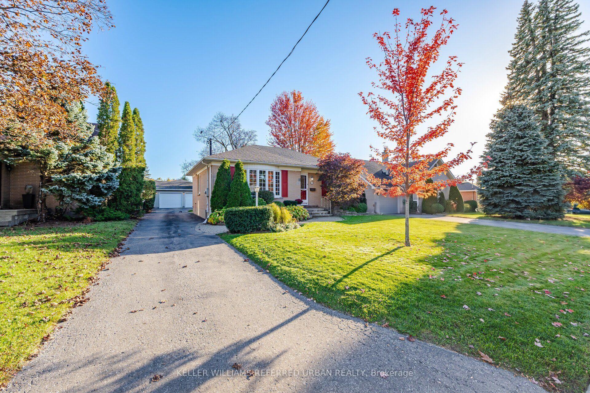 169 Pontiac Avenue, Oshawa, ON L1G 3M1