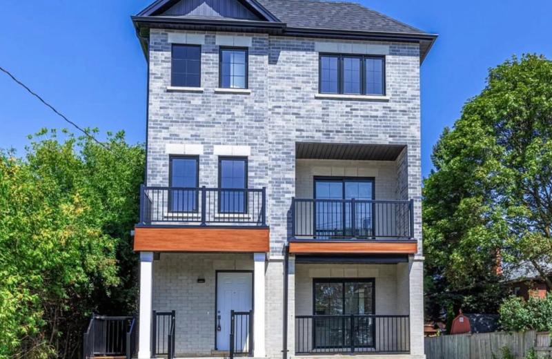 24 Queen Street 4, Clarington, ON L1C 1M2