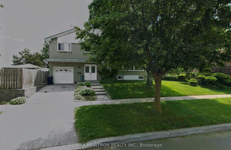 1 Bainhart Crescent Basement, Toronto, ON M1H 2R1