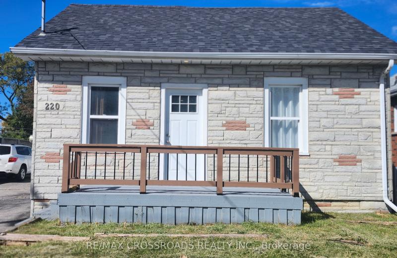 220 Mcnaughton Avenue Rear unit-Main floor, Oshawa, ON L1H 3B6