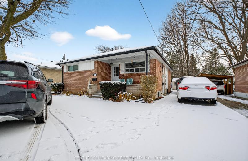303 Rossland Road W Basement, Whitby, ON L1N 3H8