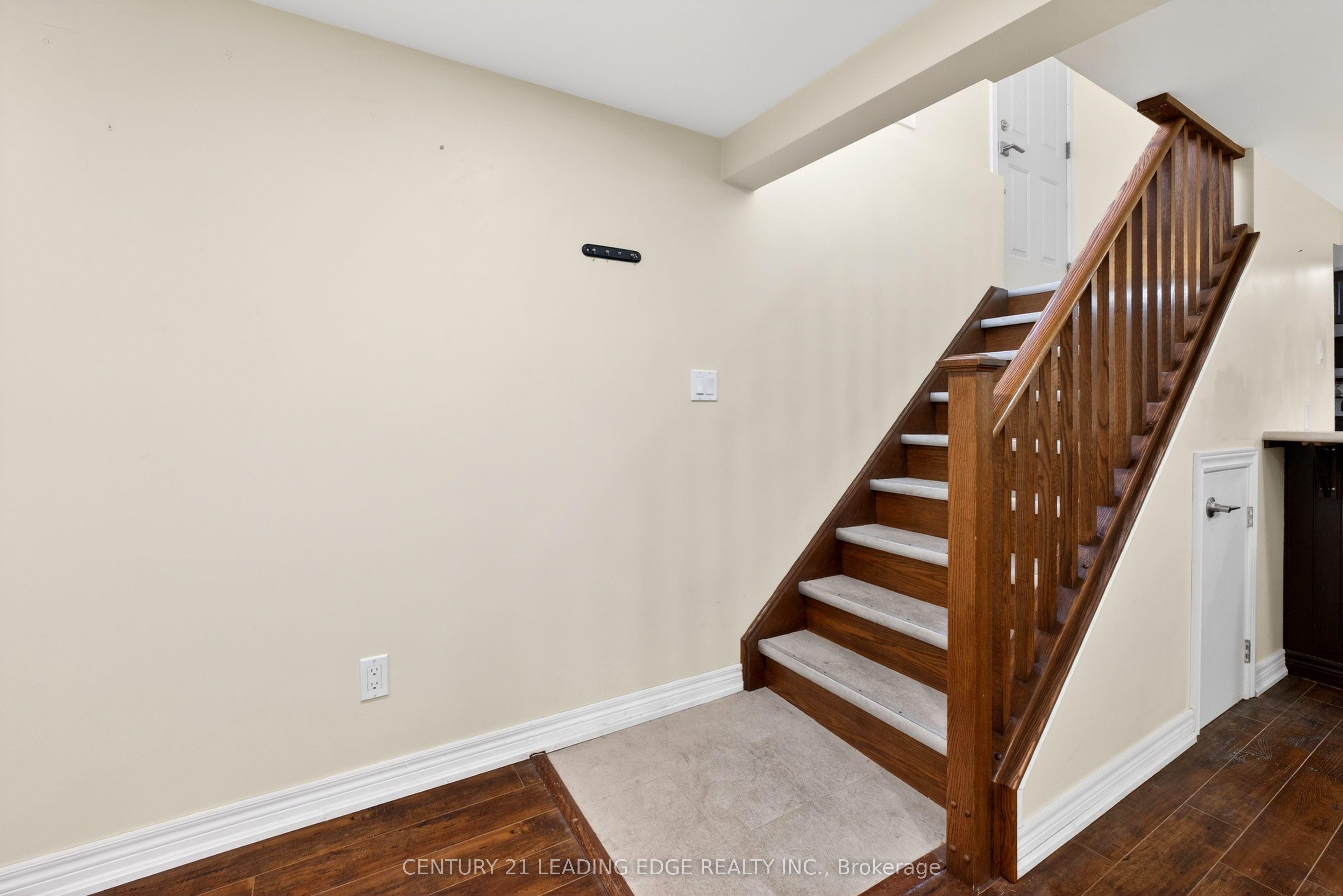 303 Rossland Road W Basement, Whitby, ON L1N 3H8