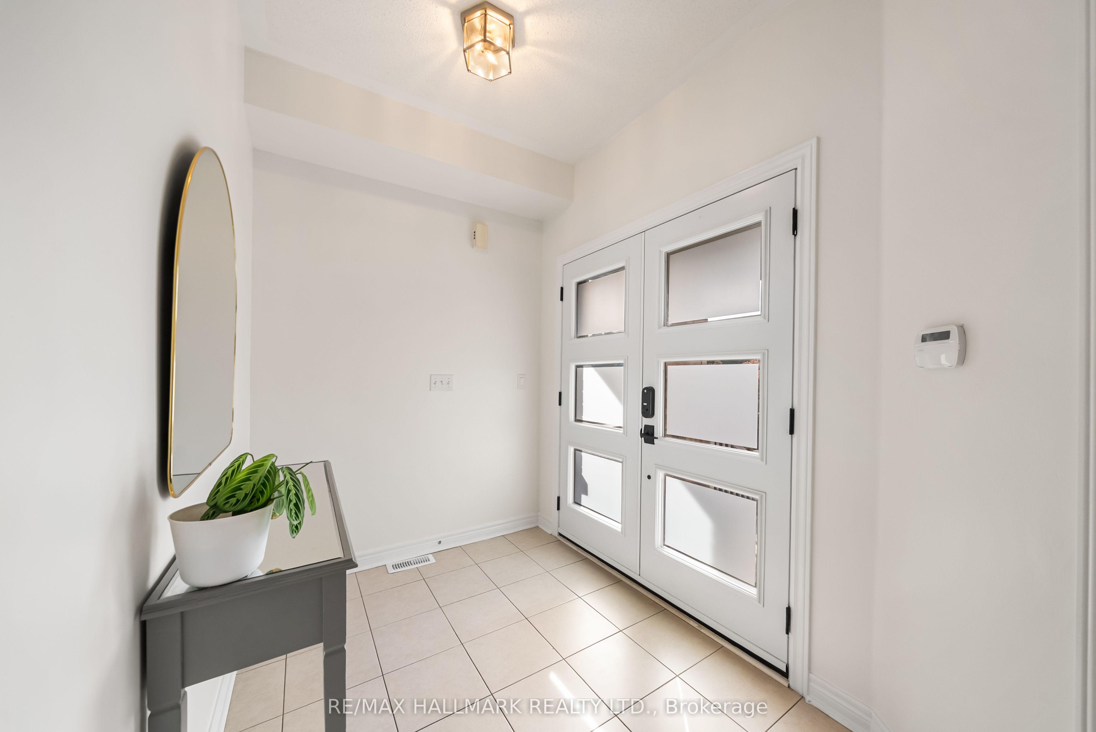 583 Fleetwood Drive, Oshawa, ON L1K 2V7