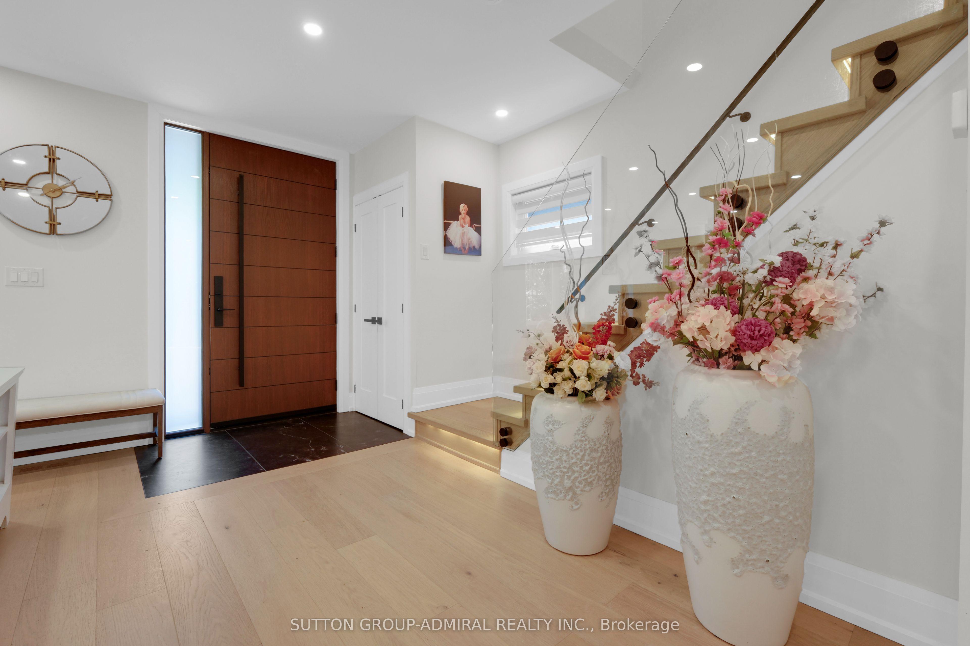 50 Beaufort Road, Toronto, ON M4E 1M7