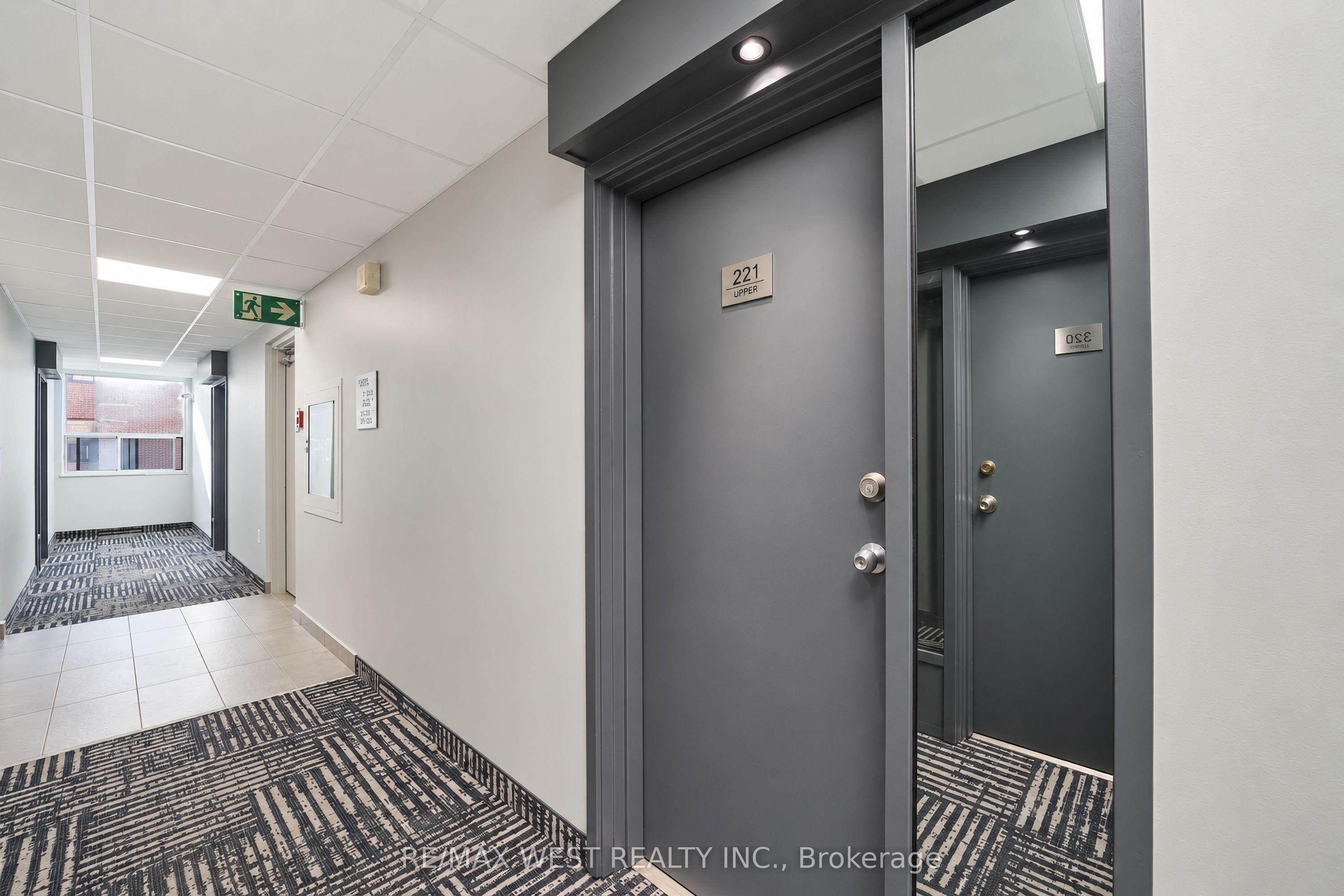 4064 Lawrence Avenue E 221C, Toronto, ON M1E 4V6