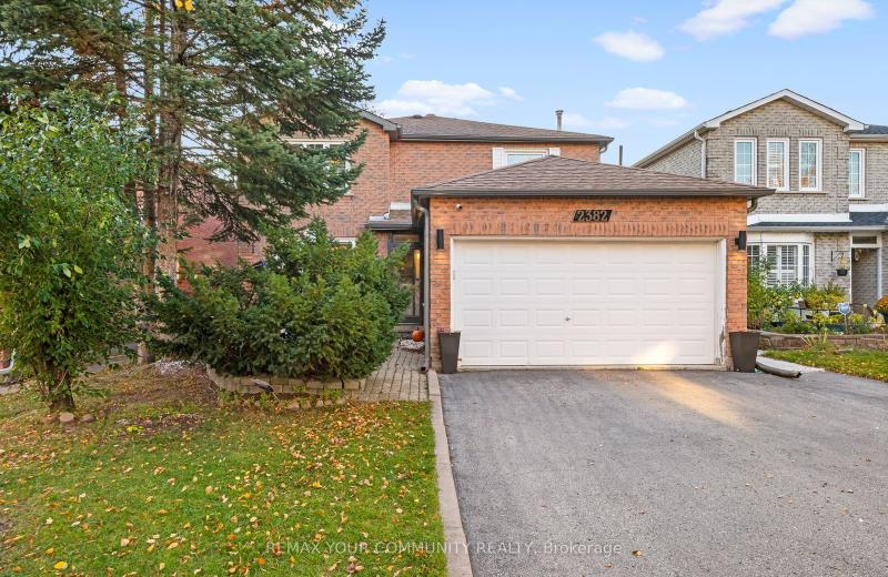 2382 Annan Woods Drive, Pickering, ON L1X 2K7