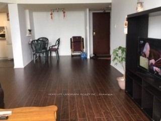 160 Alton Towers Circle 1810, Toronto, ON M1V 4X8