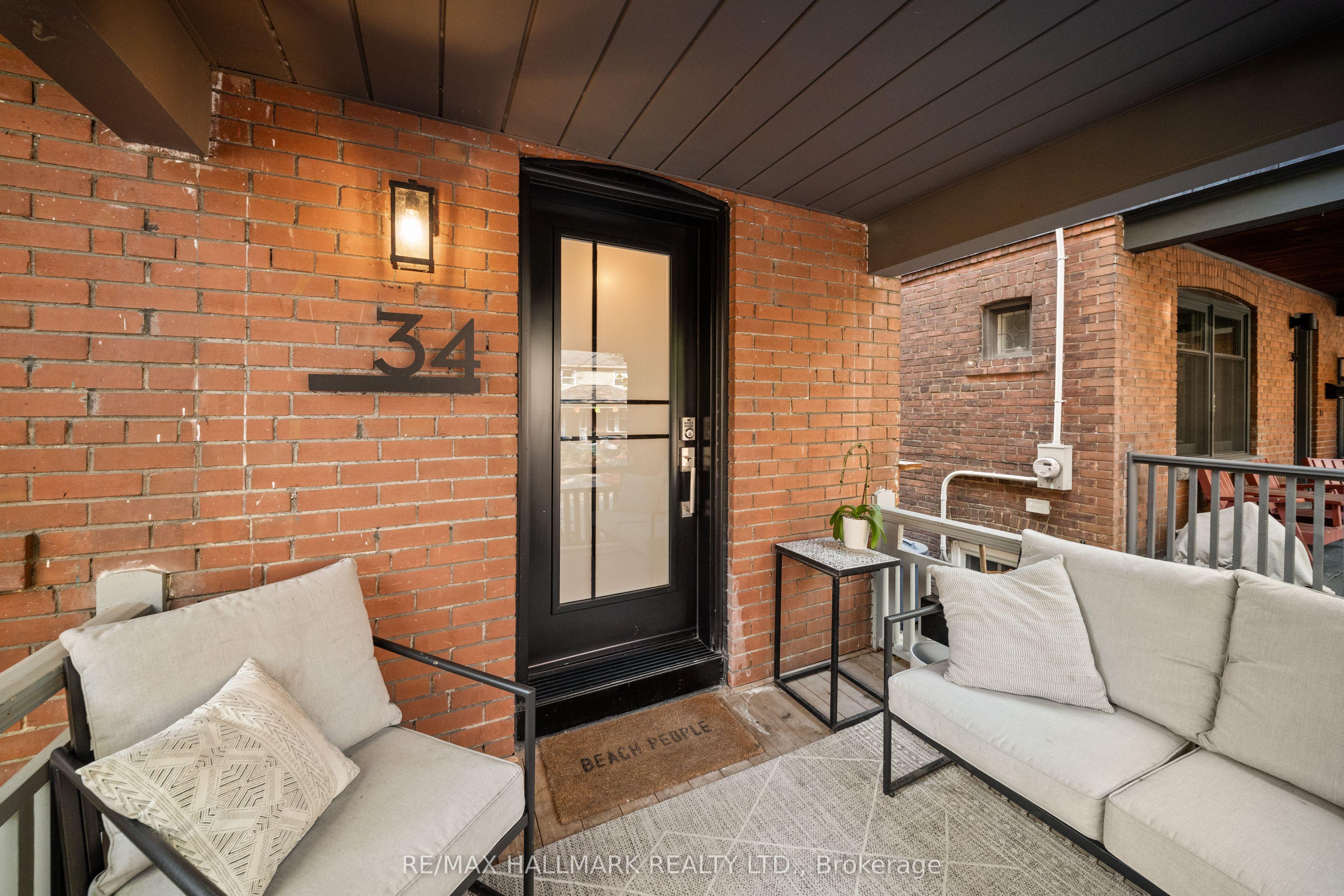 34 Highcroft Road, Toronto, ON M4L 3G2