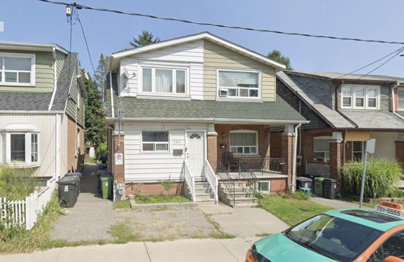 269 Greenwood Avenue, Toronto, ON M4L 2R6