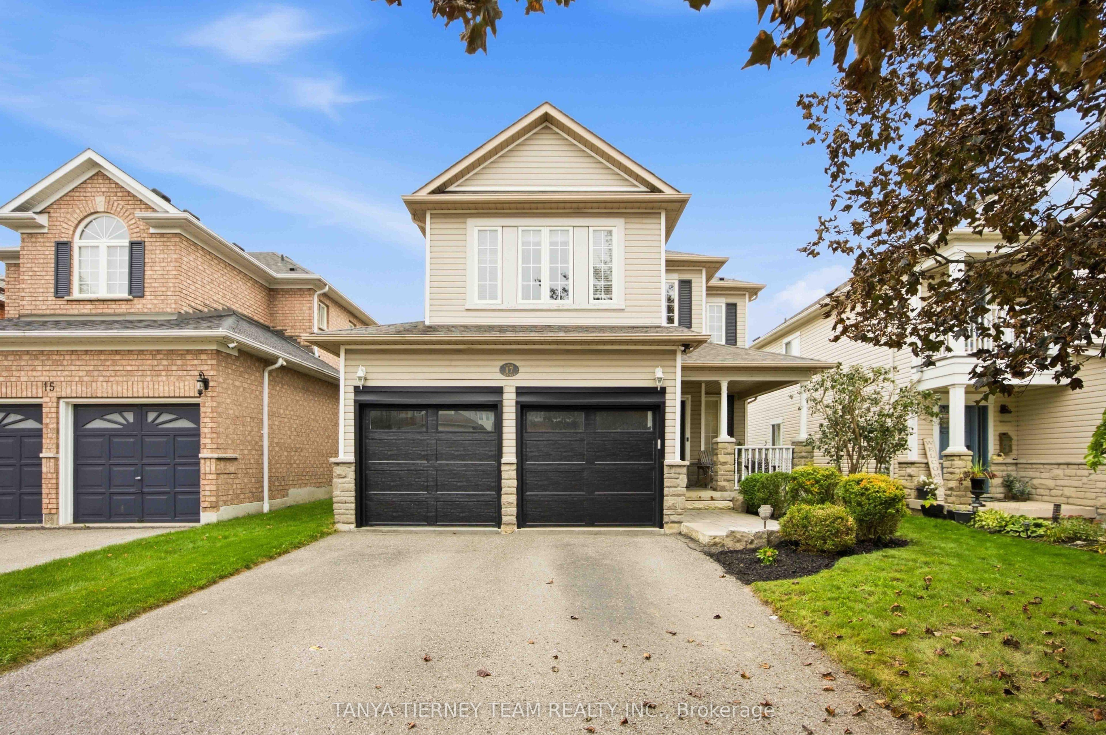 17 Cody Avenue, Whitby, ON L1M 1K8