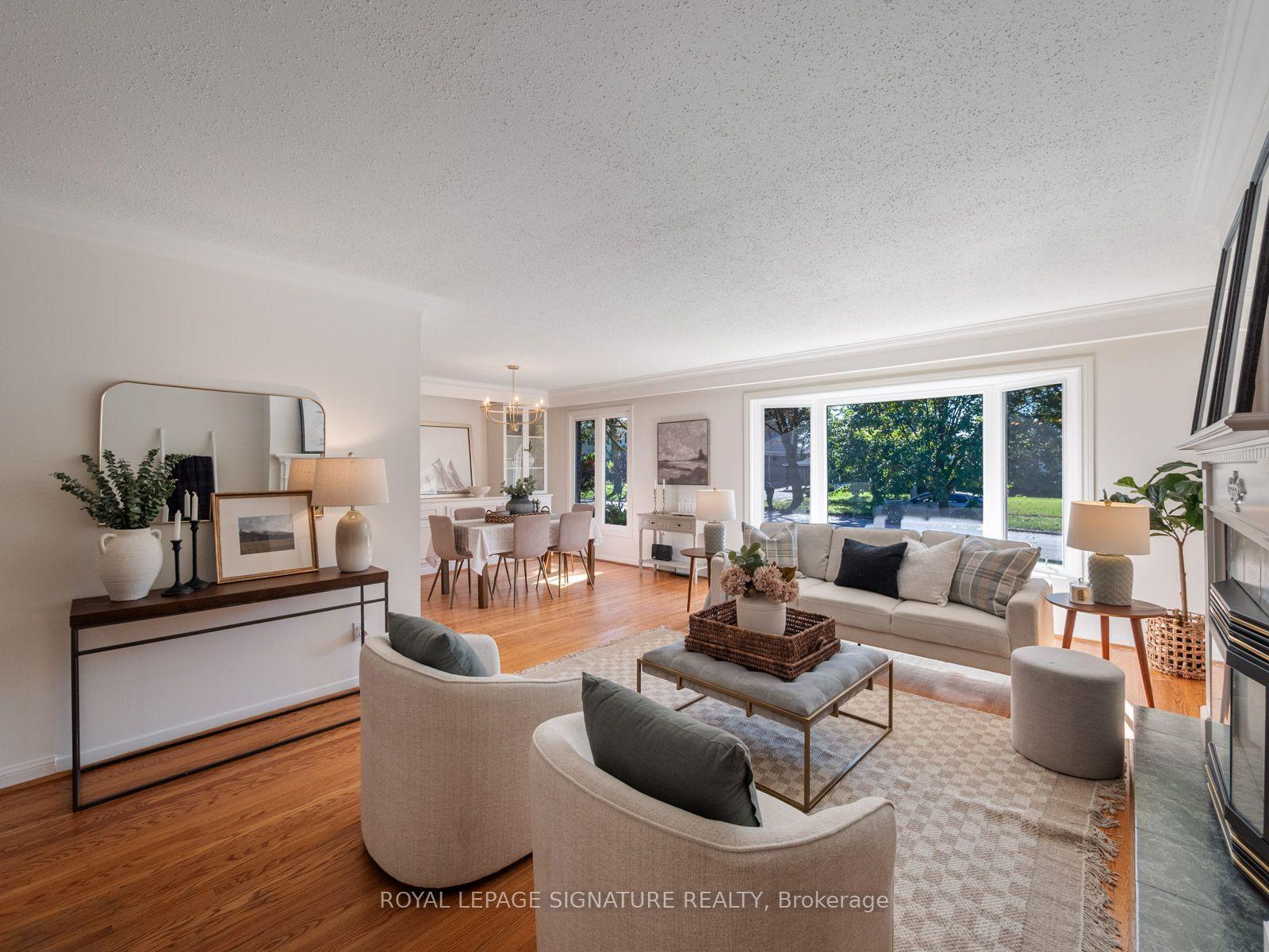 46 Manorglen Crescent, Toronto, ON M1S 1W4