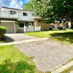 14 Heatherwood Road, Ajax, ON L1S 2K7
