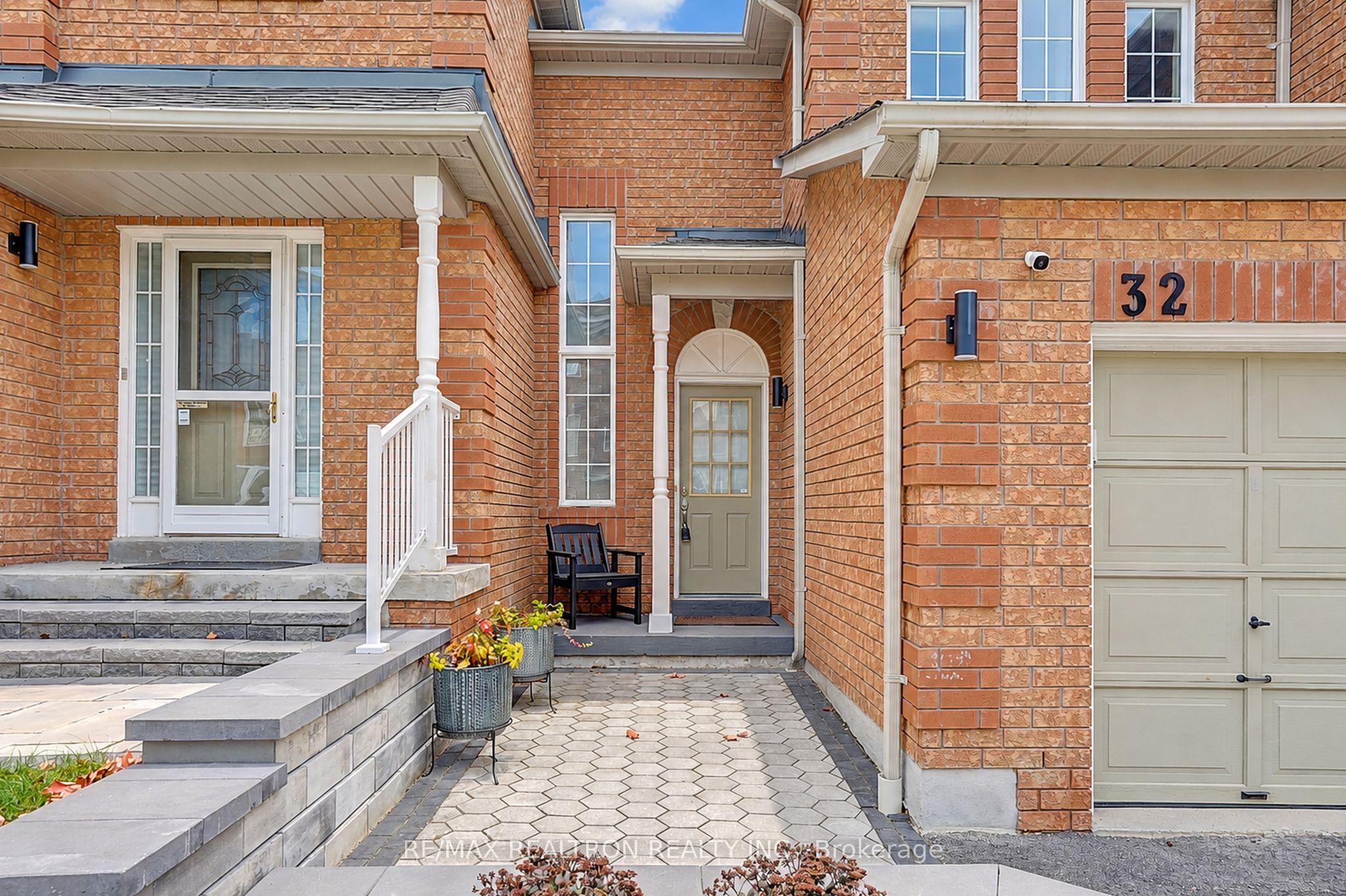 32 Trowell Lane, Ajax, ON L1Z 1K4