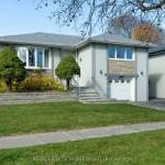 40 Bernadine Street, Toronto, ON M1P 4M2