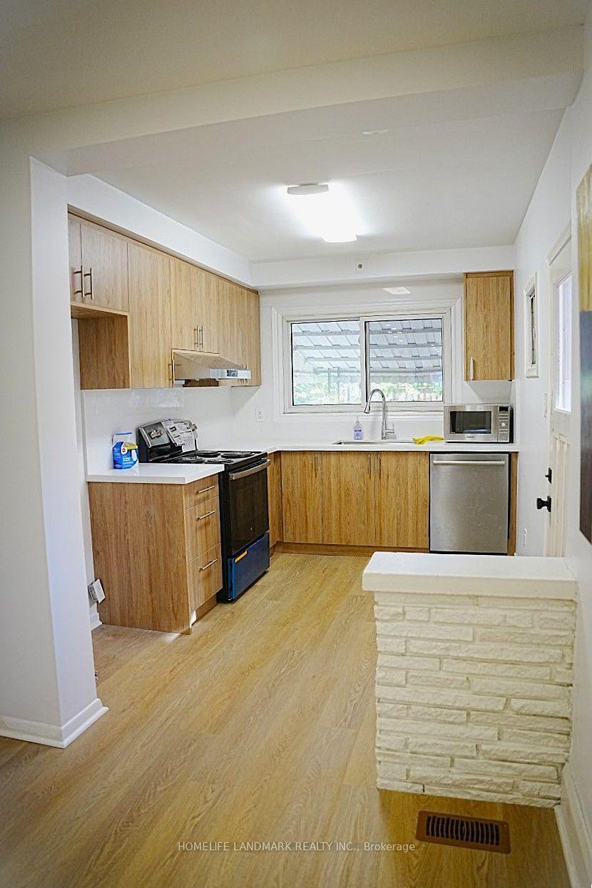 970 Greenwood Avenue, Toronto, ON M4J 4C3