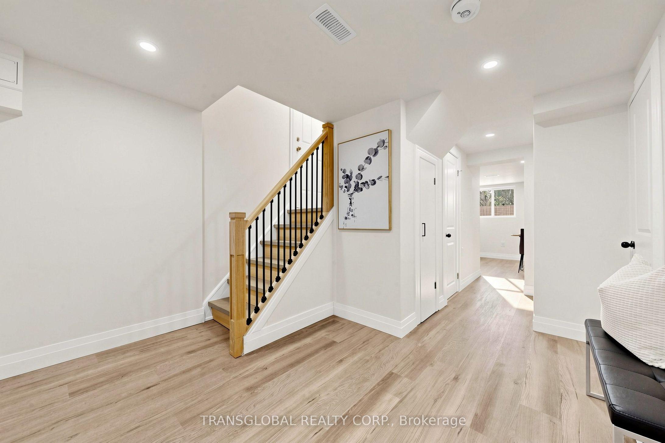 10 Anticosti Drive Bsmt, Toronto, ON M1J 1V5