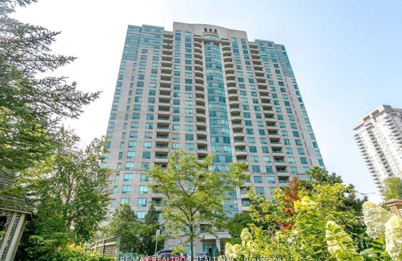 61 Town Centre Court 211, Toronto, ON M1P 5C5