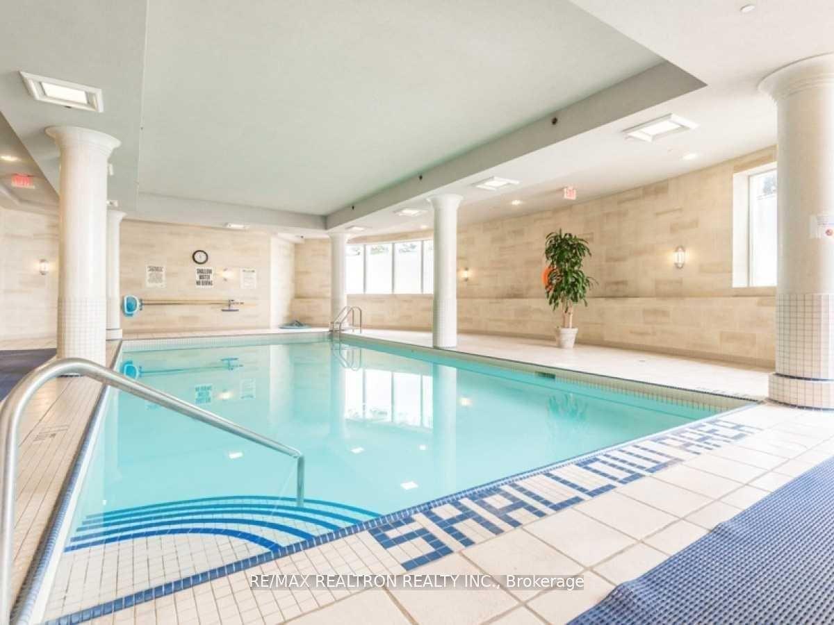 61 Town Centre Court 211, Toronto, ON M1P 5C5