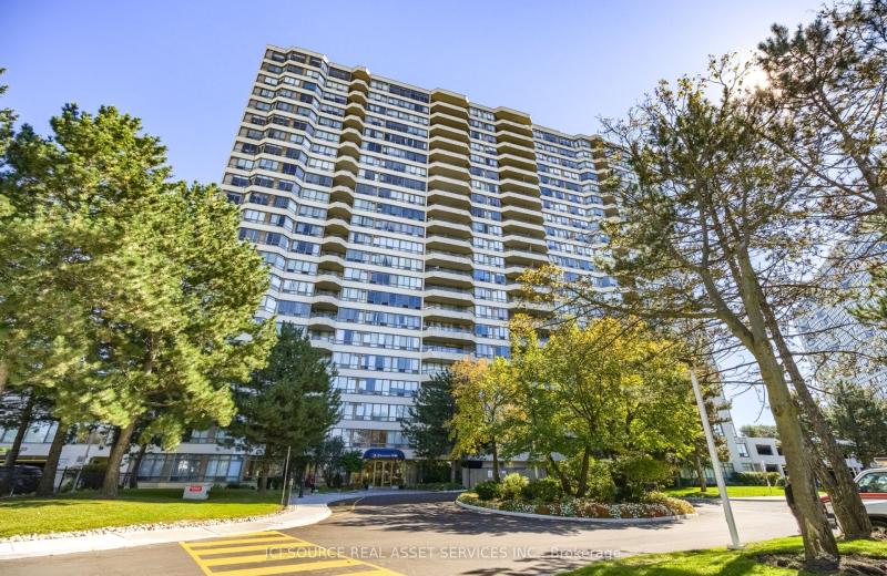 3 Greystone Walk Drive 1618, Toronto, ON M1K 5J4