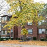 15 Violet Avenue 6, Toronto, ON M4E 1A9