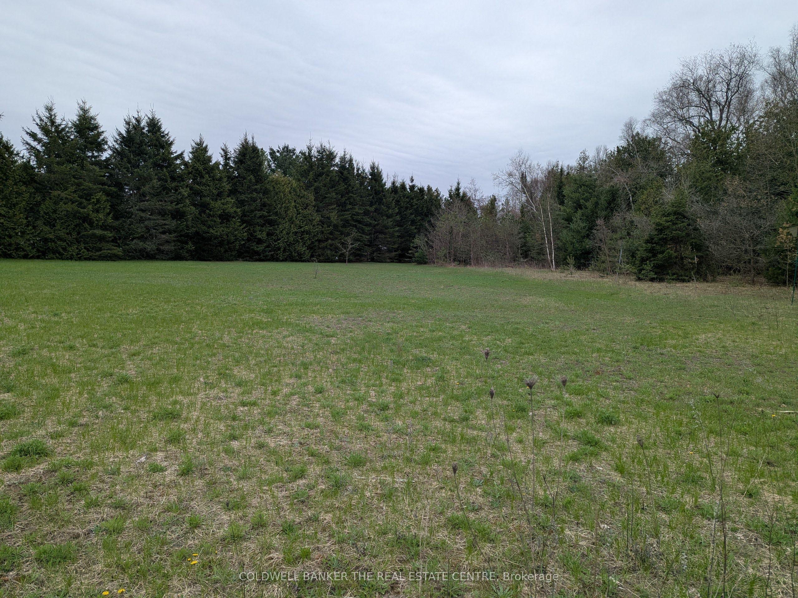 6 Tioga Boulevard, Adjala-Tosorontio, ON L0M 1J0