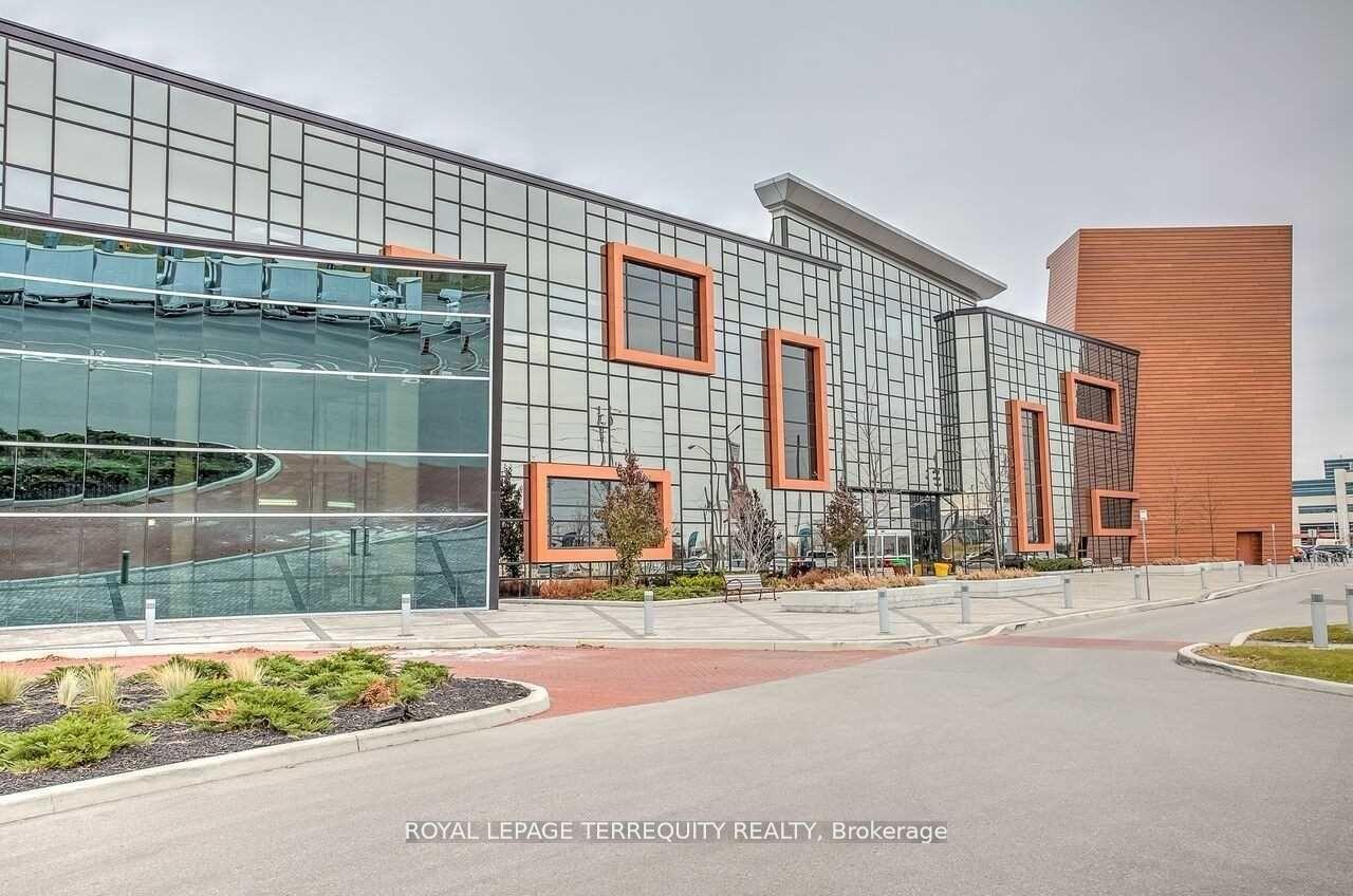 7250 Keele Street 252, Vaughan, ON L4K 1Z8