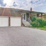 8 Kersey Crescent, Richmond Hill, ON L4C 3W3