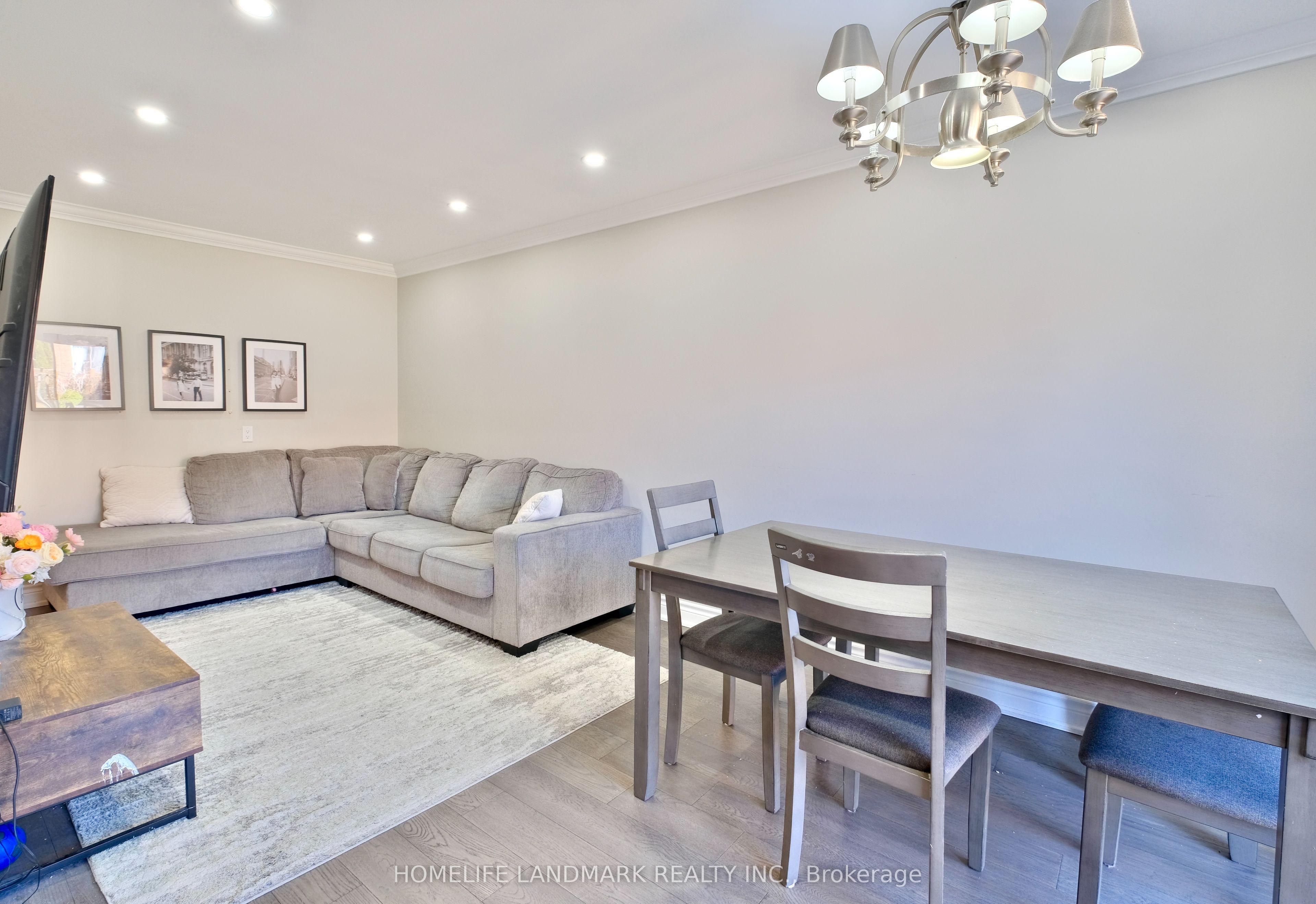 109 Tangmere Crescent, Markham, ON L3R 6Y3