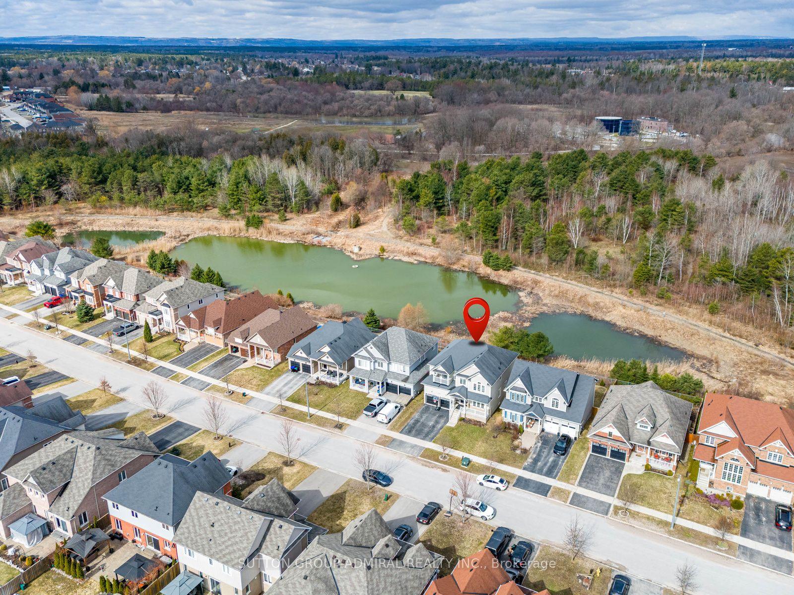 96 Mount Crescent, Essa, ON L3W 0N2
